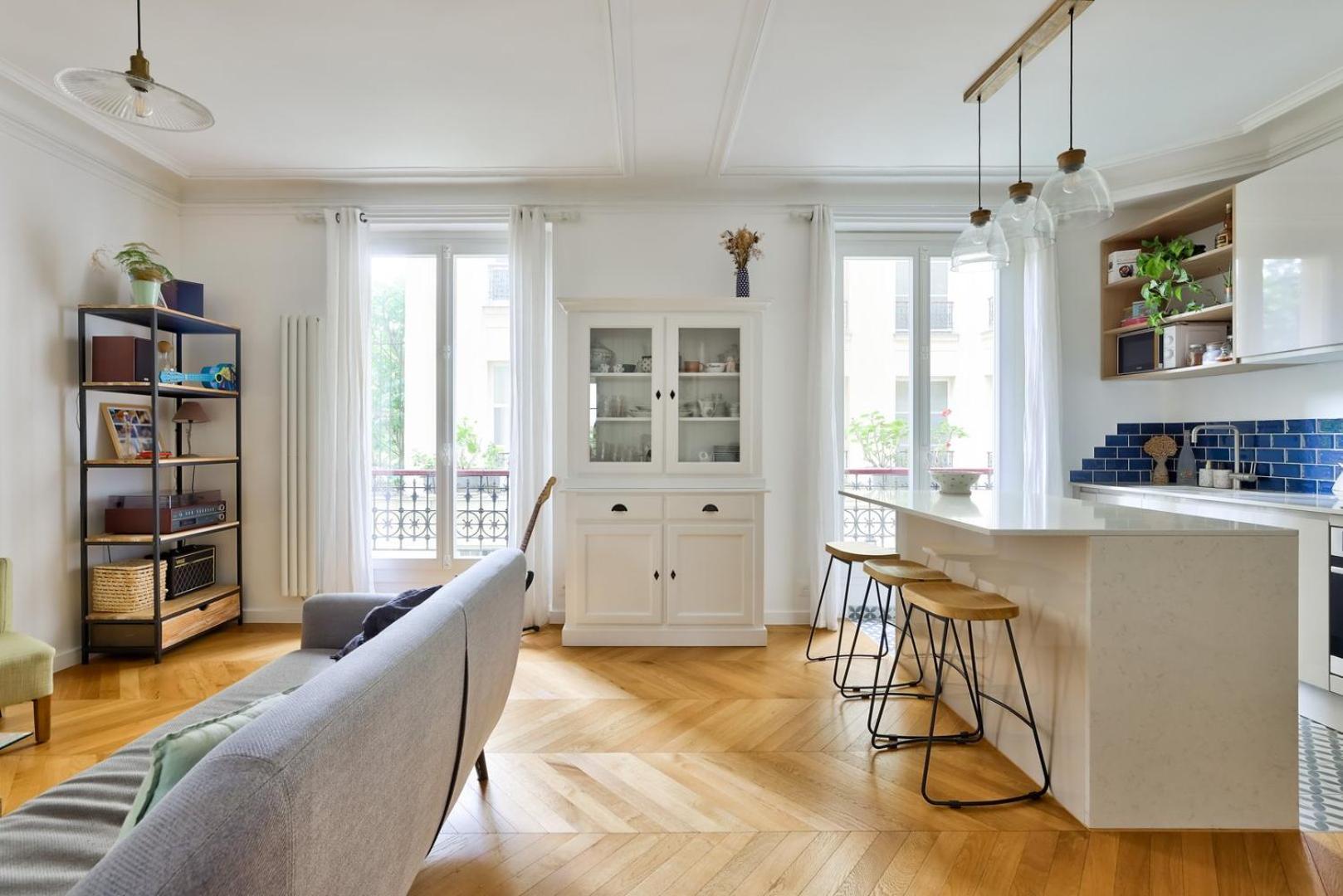 Bright In The Heart Of Le Marais Paris